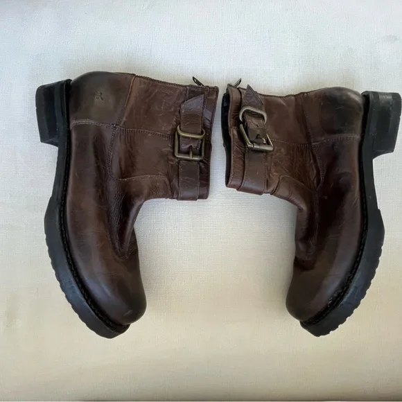 Frye Veronica Brown Leather Ankle Booties with Vintage Style - Picture 3 of 8